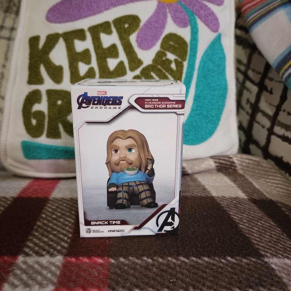 Avengers Endgame Bro Thor Minimates Figure